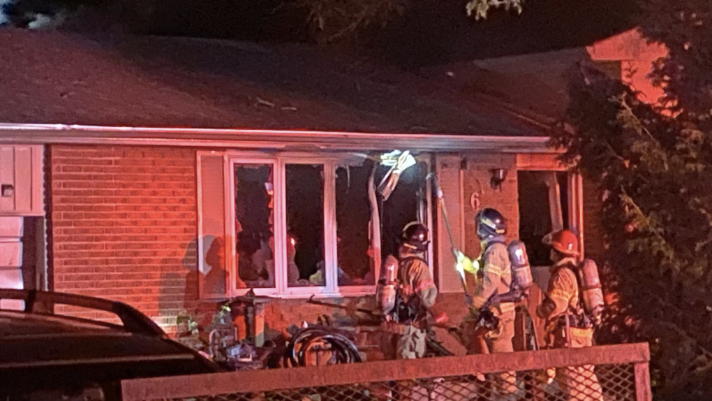 London fire crews responded to a house fire on Pickwick Place in London, Ont. on Friday, Sept. 30, 2022. (Source: London Fire Department)