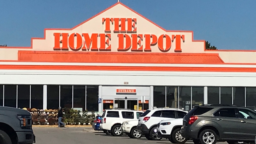 The Home Depot at 1925 Division Road in Windsor, Ont., on Tuesday, Oct. 4, 2022. (Michelle Maluske/CTV News Windsor)