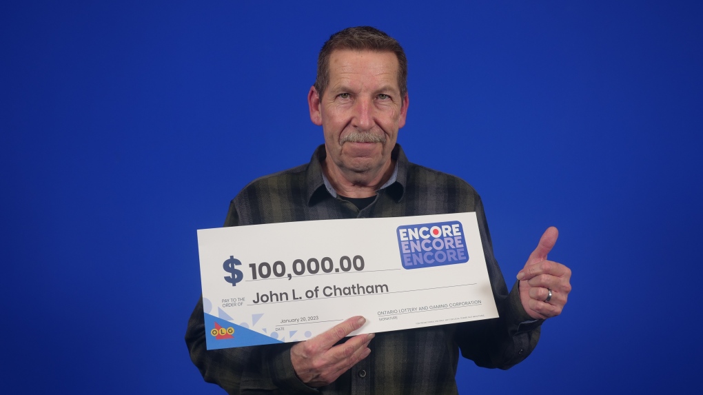 John Lauzon, 62, picking up his $100,000 winnings at the OLG Prize Centre in Toronto, Ont. (Courtesy: OLG)
