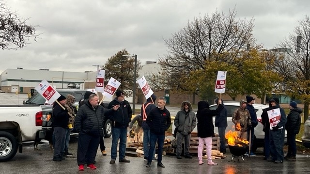 Integram seating plant workers on the picket line after voting 99 per cent in favour of strike action in Lakeshore, Ont. on Wednesday, Nov. 8, 2023. (Chris Campbell/CTV News Windsor)