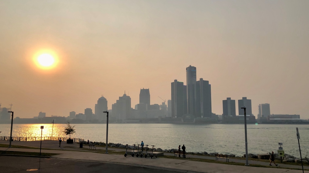 Smoky skies in Windsor, Ont. on Tuesday, June 3, 2023. (Gary Archibald/CTV News Windsor)