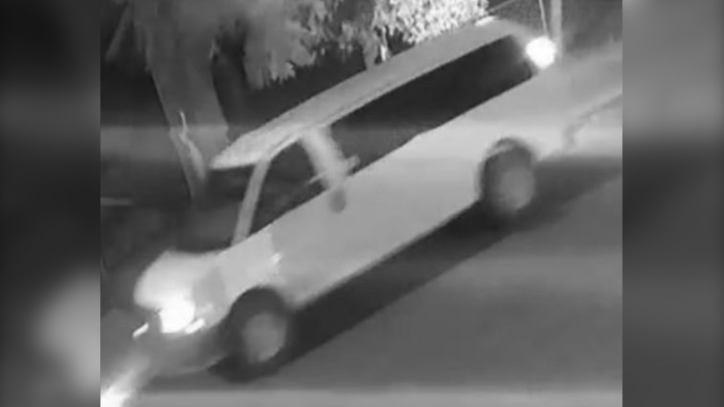 Police released a photo of the suspects’ white van. (Source: WPS)