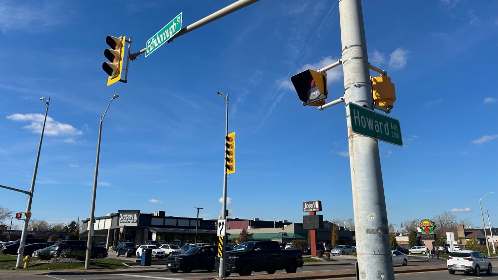 The intersection of Howard Avenue and Edinborough Street in Windsor, Ont. seen on Nov 2, 2024. (Robert Lothian/CTV News Windsor)